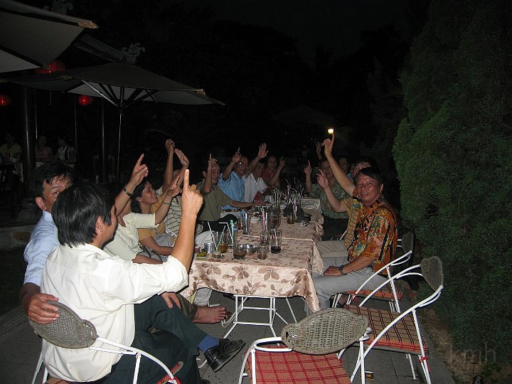 Bieu quyet.JPG